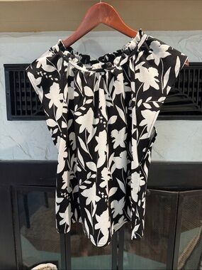Sleeveless Black Floral Ruffle-Neck Blouse